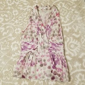 Super adorable silky banana republic work blouse!